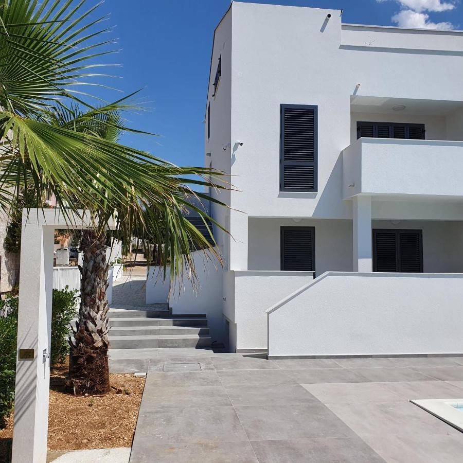 Villa Aquamarine Apartments نوفاليا المظهر الخارجي الصورة