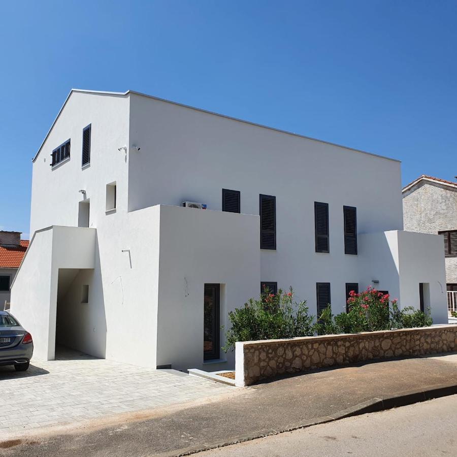 Villa Aquamarine Apartments نوفاليا المظهر الخارجي الصورة