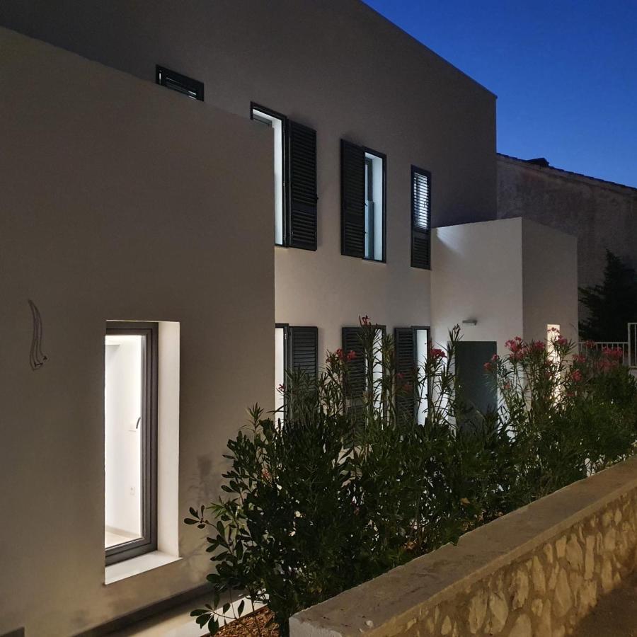 Villa Aquamarine Apartments نوفاليا المظهر الخارجي الصورة