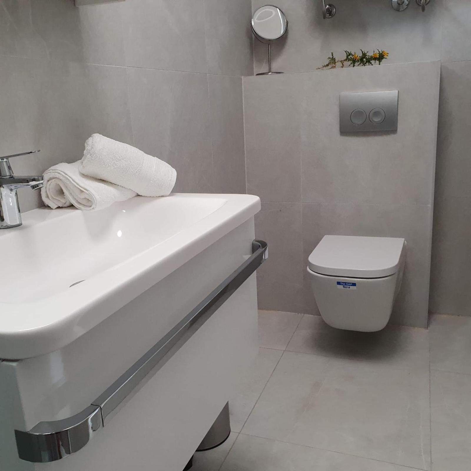 Villa Aquamarine Apartments نوفاليا المظهر الخارجي الصورة